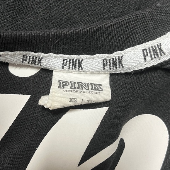 Victoria's secret sweatshirt and 4 crop tops bundle - Picture 6 of 7